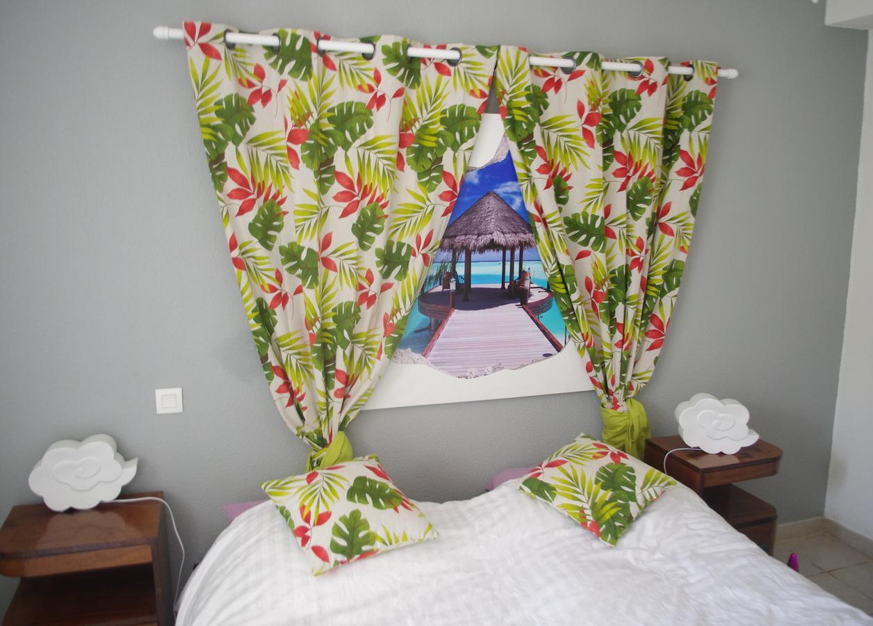 Domaine De Potofayol Bed & Breakfast Lacropte Exterior photo